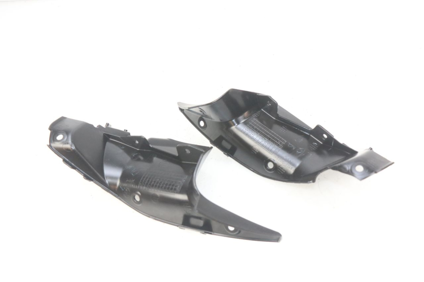 photo de VOORSTE ONDERKAP VERBINDING KAWASAKI Z 650 (2016 - 2019) - Zoom op gebruiksstaat