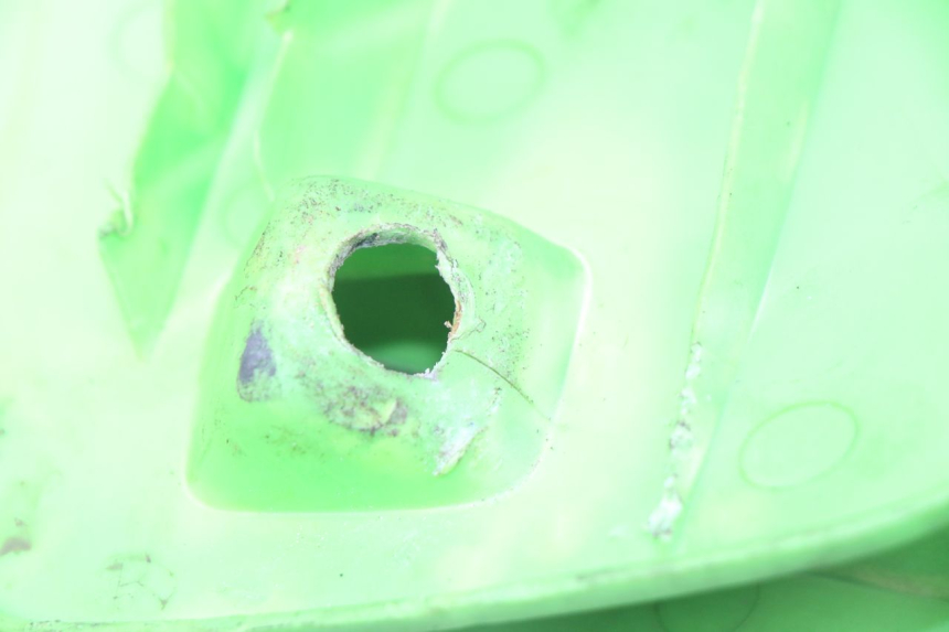 photo de VOORSTE KUIPVERBINDING KAWASAKI KX 250 (1994 - 1998) - Zoom op gebruiksstaat