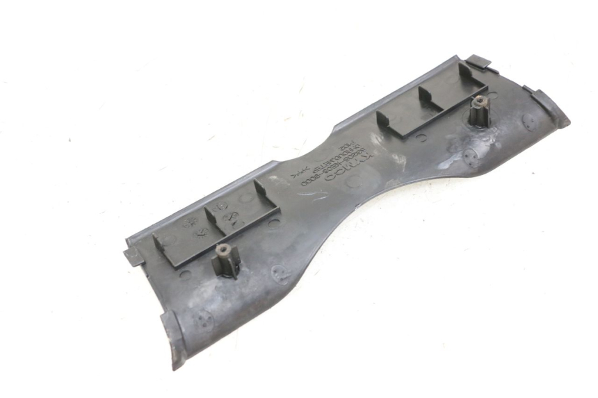 photo de VOORSTE KUIPVERBINDING KYMCO STRYKER OFF ROAD 125 (1999 - 2005) - Zoom op gebruiksstaat