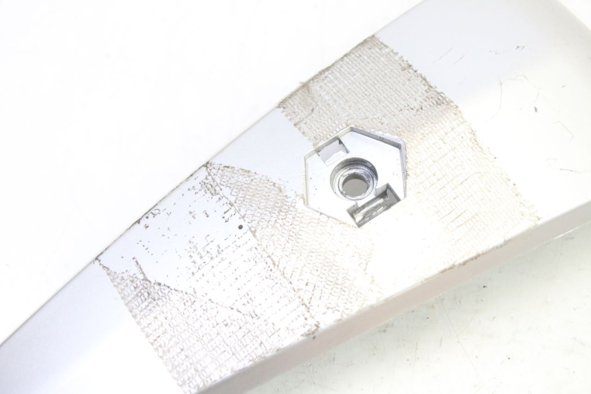 photo de VOORSTE KUIPVERBINDING PIAGGIO LIBERTY 4T 50 (2009 - 2015) - Detail van het onderdeel