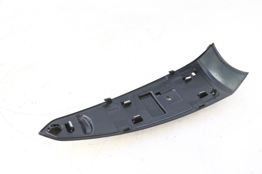 photo de VOORSTE KUIPVERBINDING PIAGGIO LIBERTY IGET 4T 50 (2015 - 2020) - Detail van het onderdeel