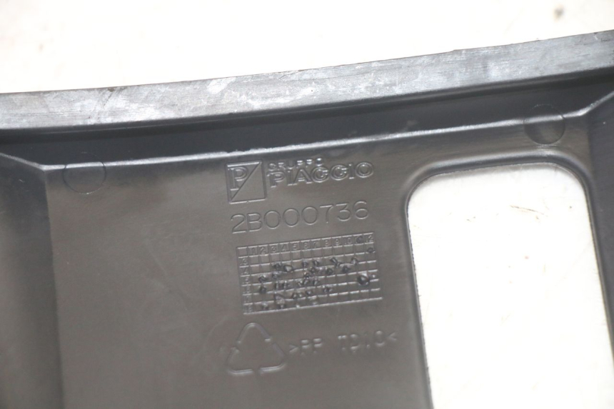 photo de VOORSTE KUIPVERBINDING PIAGGIO MP3 HPE 350 (2018 - 2020) - Technische close-up