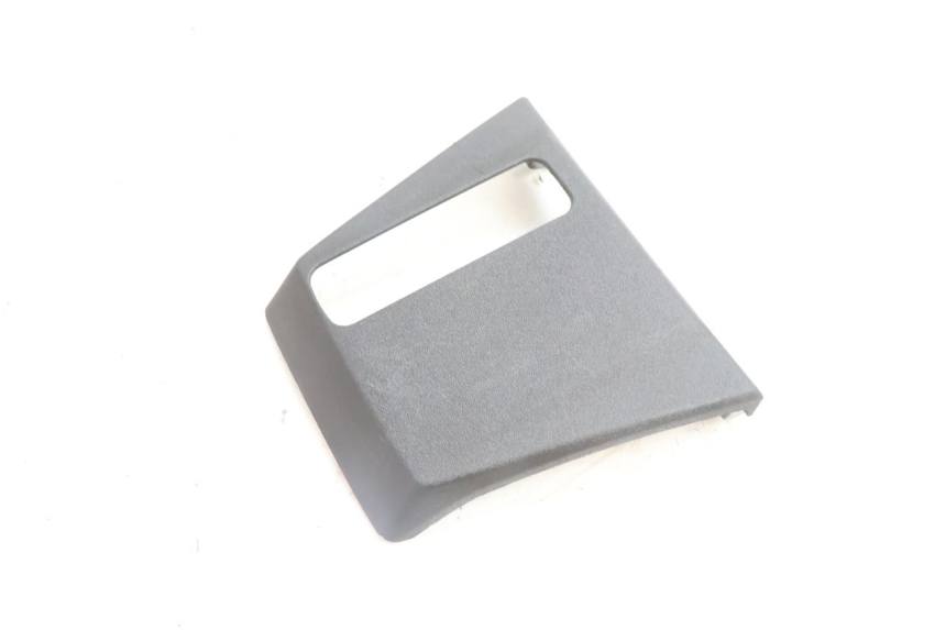 photo de VOORSTE KUIPVERBINDING PIAGGIO MP3 500 (2016 - 2018) - Detail van het onderdeel