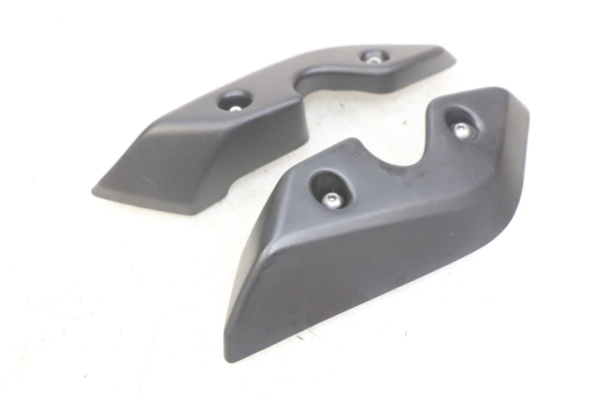 photo de VOORSTE KUIPVERBINDING YAMAHA MT ABS 125 (2014 - 2018) - Hoofdaanzicht