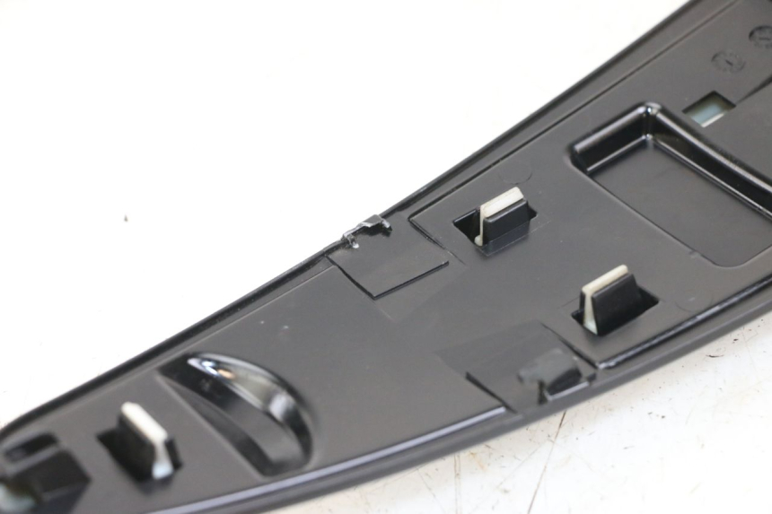 photo de VOORSTE KUIPVERBINDING PIAGGIO LIBERTY IGET 4T 50 (2021 - 2025) - Detail van het onderdeel