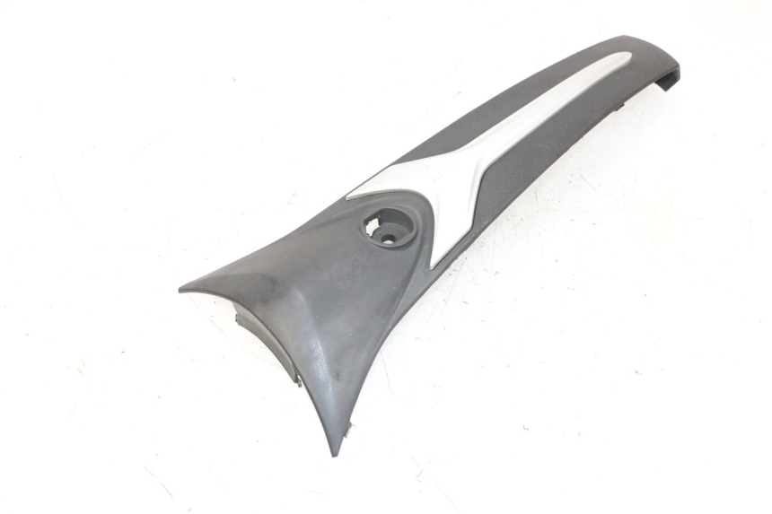 photo de VOORSTE KUIPVERBINDING JM MOTORS SANTANA 50 (2014 - 2023) - Bevestigingspunten