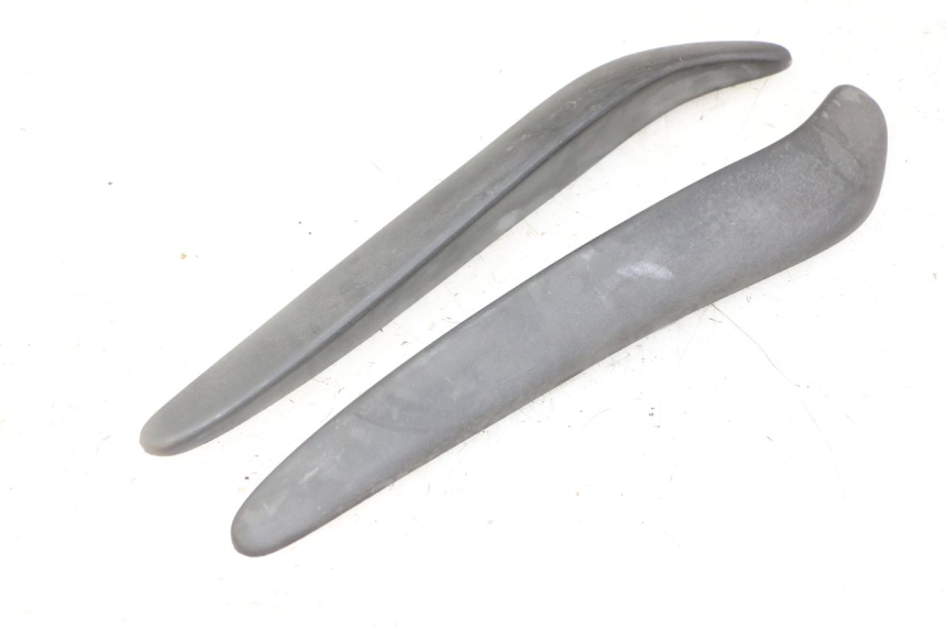 photo de VOORSTE KUIPVERBINDING APRILIA SCARABEO GT TOURING 125 (1999 - 2005) - Technische close-up