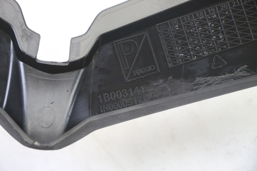 photo de VOORSTE KUIPVERBINDING APRILIA SR 2T 50 (2018 - 2022) - Bevestigingspunten