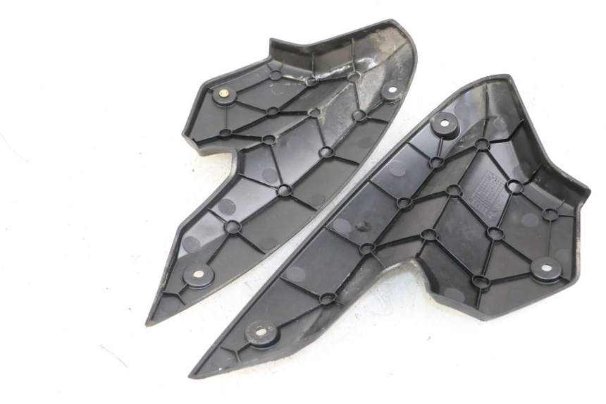 photo de VOORSTE KUIPVERBINDING PEUGEOT STREETZONE 2T 50 (2014 - 2019) - Zoom op gebruiksstaat