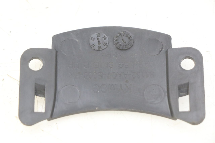 photo de VOORSTE BOVENKAP VERBINDING KYMCO AGILITY 4T 50 (2018 - 2022) - Detail van het onderdeel