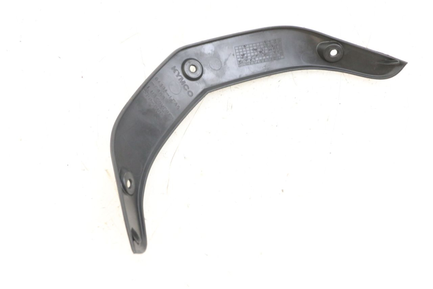 photo de VOORSTE BOVENKAP VERBINDING KYMCO DINK 4T 50 (2007 - 2018) - Detail van het onderdeel