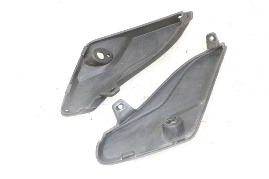 photo de VOORSTE BOVENKAP VERBINDING PIAGGIO IE MP3 YOURBAN 300 (2011 - 2016) - Technische close-up