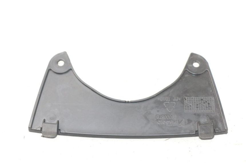 photo de VOORSTE BOVENKAP VERBINDING PIAGGIO MP3 HPE 500 (2019 - 2022) - Zoom op gebruiksstaat