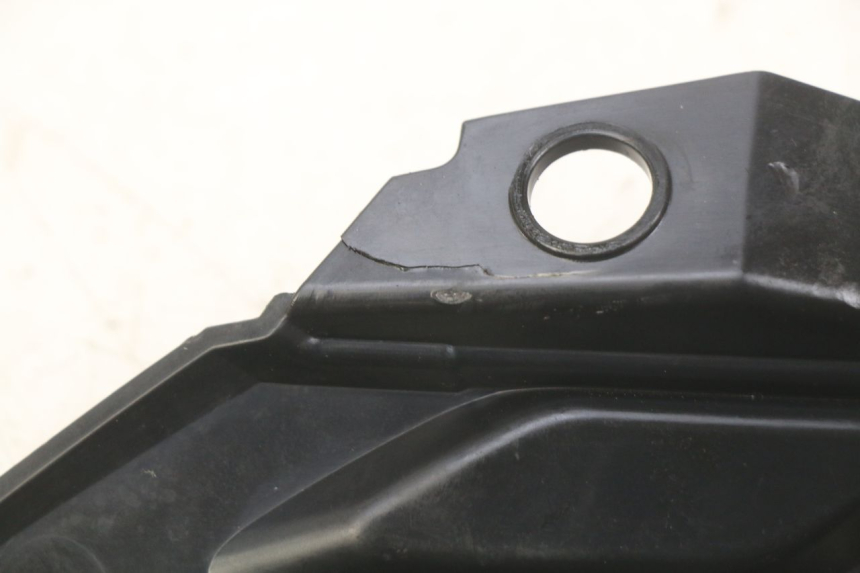 photo de VOORSTE BOVENKAP VERBINDING YAMAHA MT-07 MT07 700 (2018 - 2020) - Andere kijkhoek