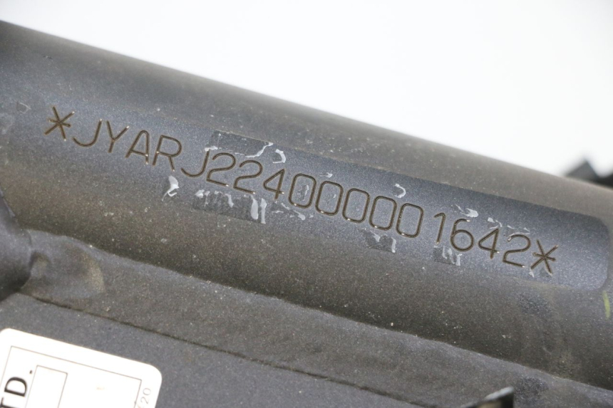 photo de VOORSTE KUIPVERBINDING SUZUKI SV S 650 (2003 - 2009) - Andere kijkhoek