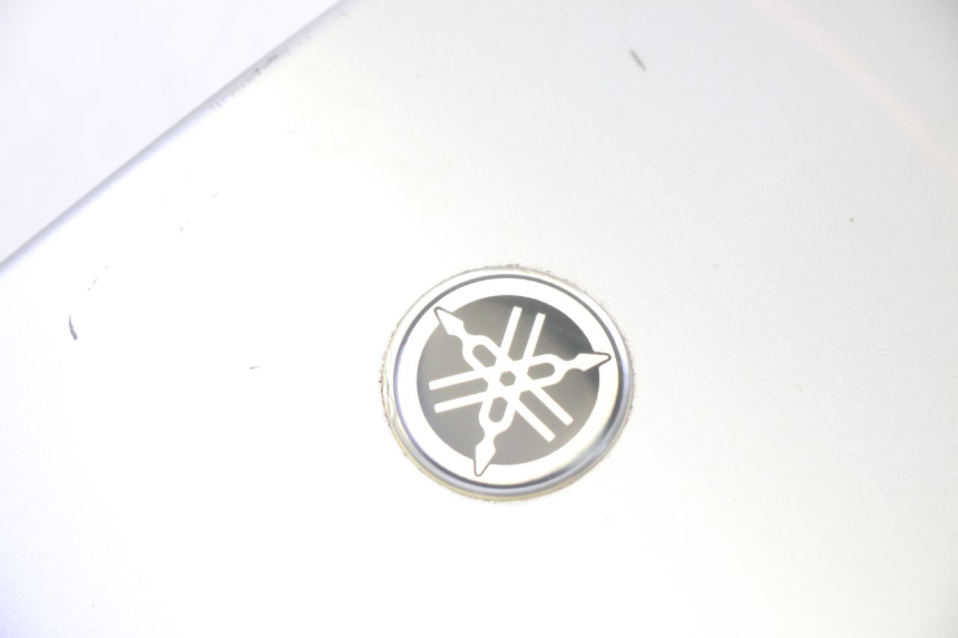 photo de VOORSTE KUIPVERBINDING YAMAHA YP MAJESTY 125 (2002 - 2006) - Detail van het onderdeel