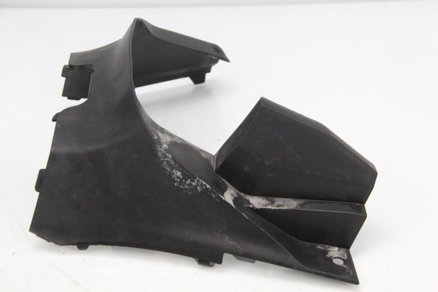 photo de VOETSTEUNVERBINDING SUZUKI BURGMAN 125 (2007 - 2014) - Detail van het onderdeel