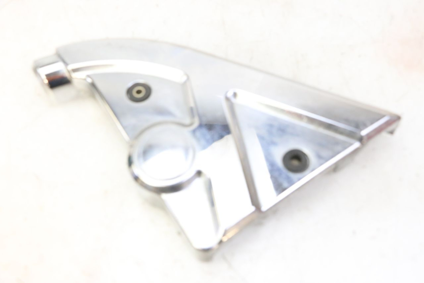 photo de RECHTER VOETSTEUNVERBINDING HYOSUNG GV AQUILA 125 (2000 - 2009) - Markeringen en referenties
