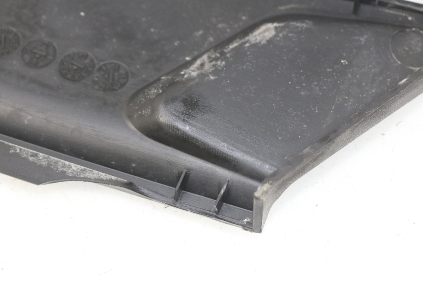 photo de RECHTER VOETSTEUNVERBINDING KYMCO DINK STREET 125 (2009 - 2014) - Staat van het oppervlak