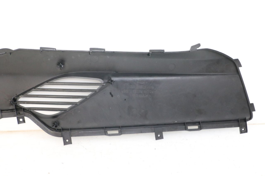 photo de RECHTER VOETSTEUNVERBINDING KYMCO DINK STREET 125 (2009 - 2014) - Detail van het onderdeel