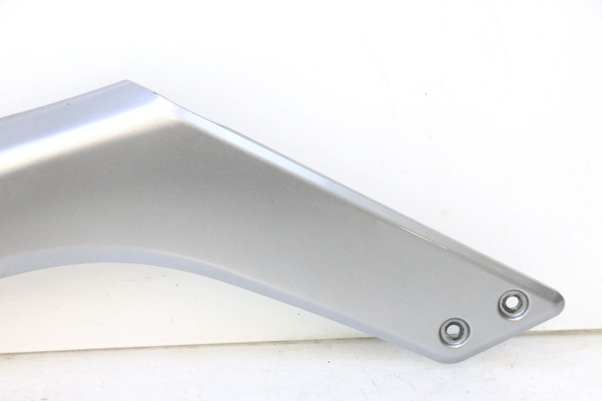 photo de RECHTE VOETSTEUNVERBINDING GILERA GP 800 (2007 - 2013) - Andere kijkhoek