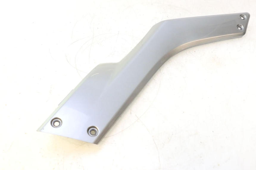 photo de RECHTE VOETSTEUNVERBINDING GILERA GP 800 (2007 - 2013) - Staat van het oppervlak