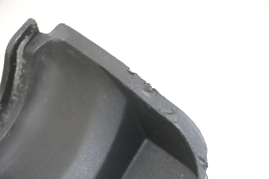 photo de RECHTER VOETSTEUNVERBINDING PEUGEOT JET FORCE CARBU 50 (2003 - 2016) - Staat van het oppervlak