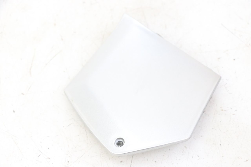 photo de RECHTER VOETSTEUNVERBINDING PIAGGIO MP3 LT 300 (2010 - 2016) - Zoom op gebruiksstaat