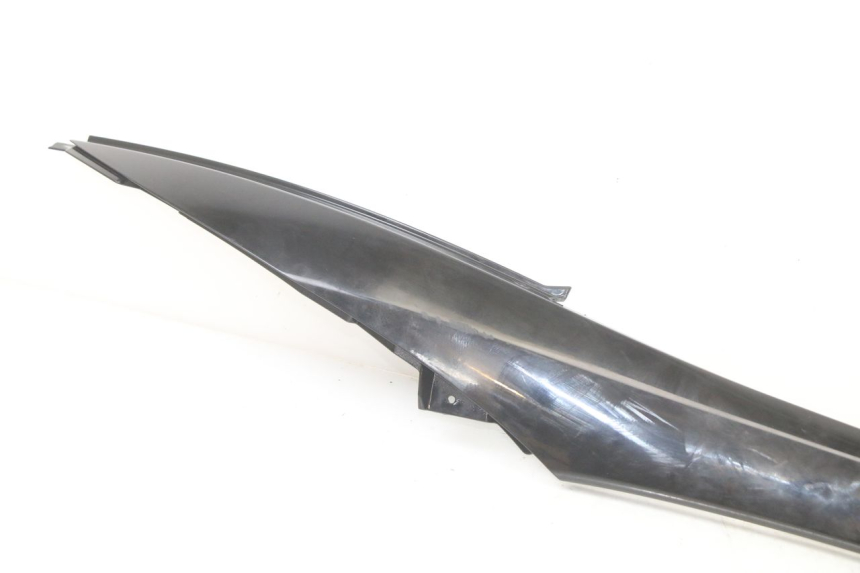 photo de RECHTER VOETSTEUNVERBINDING PIAGGIO MP3 500 (2014 - 2017) - Detail van het onderdeel