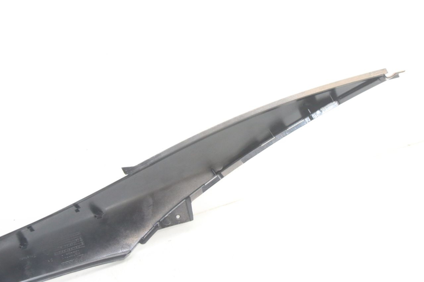 photo de RECHTER VOETSTEUNVERBINDING PIAGGIO MP3 500 (2014 - 2017) - Bevestigingspunten