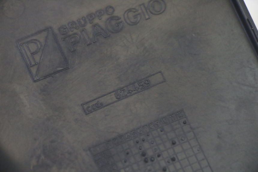 photo de RECHTER VOETSTEUNVERBINDING PIAGGIO MP3 500 (2011 - 2015) - Technische close-up