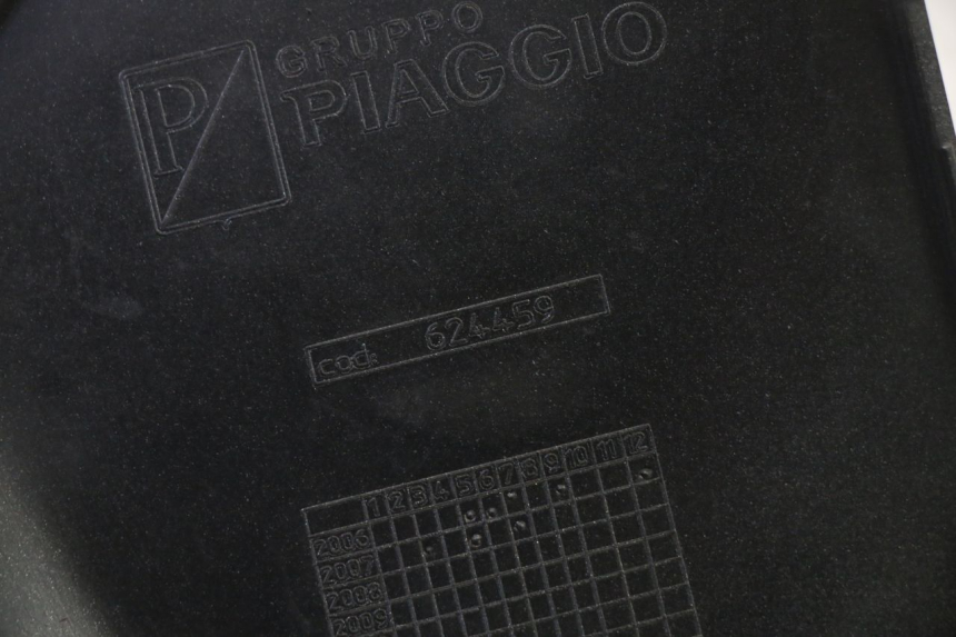 photo de RECHTER VOETSTEUNVERBINDING PIAGGIO MP3 125 (2006 - 2014) - Overzicht