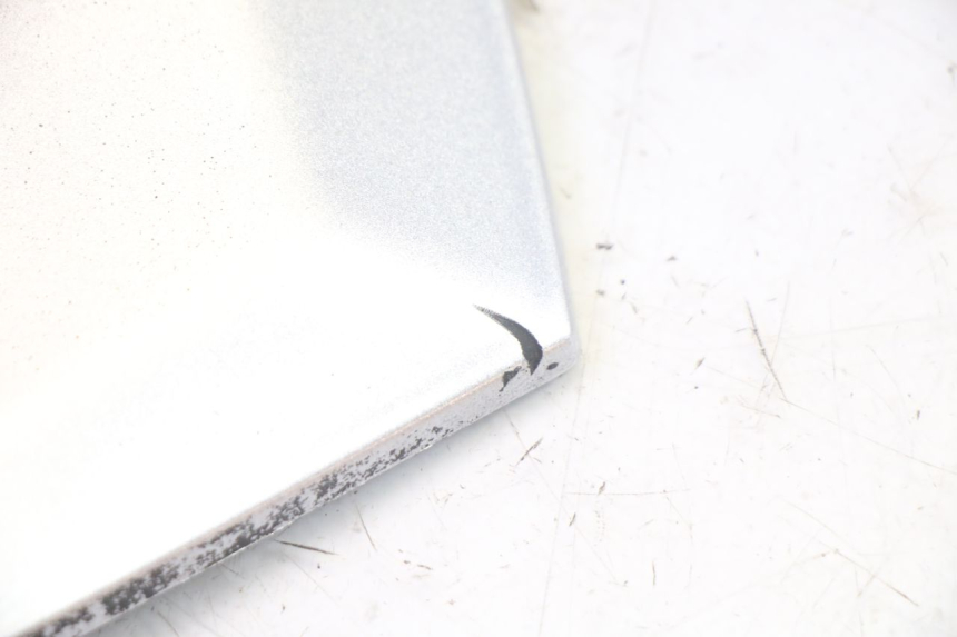 photo de RECHTER VOETSTEUNVERBINDING PIAGGIO MP3 RL 250 (2006 - 2010) - Zoom op gebruiksstaat