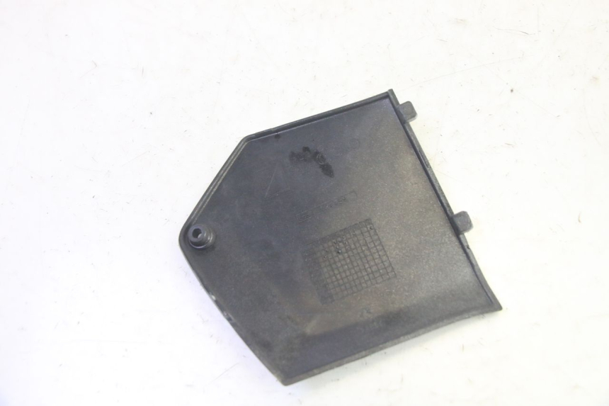 photo de RECHTER VOETSTEUNVERBINDING PIAGGIO MP3 RL 250 (2006 - 2010) - Technische close-up