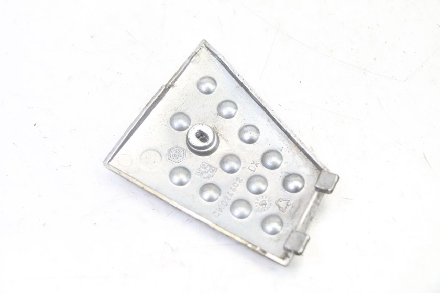 photo de RECHTER VOETSTEUNVERBINDING PIAGGIO X8 125 (2004 - 2007) - Zoom op gebruiksstaat