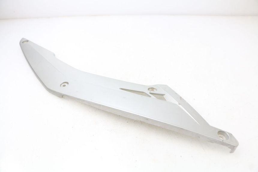 photo de RECHTER VOETSTEUNVERBINDING RAZZO STEED 125 (2012 - 2018) - Gecontroleerd onderdeel