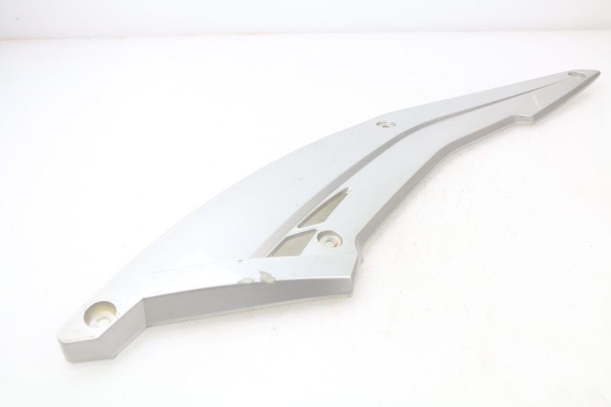 photo de RECHTER VOETSTEUNVERBINDING RAZZO STEED 125 (2012 - 2018) - Markeringen en referenties