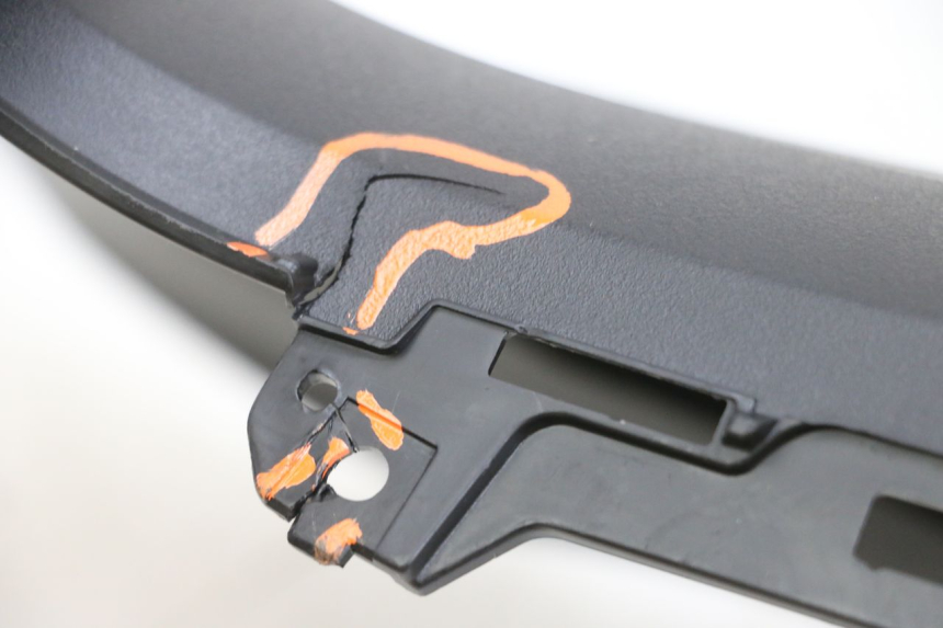 photo de RECHTER VOETSTEUNVERBINDING YAMAHA TRICITY 300 (2020 - 2024) - Detail van het onderdeel