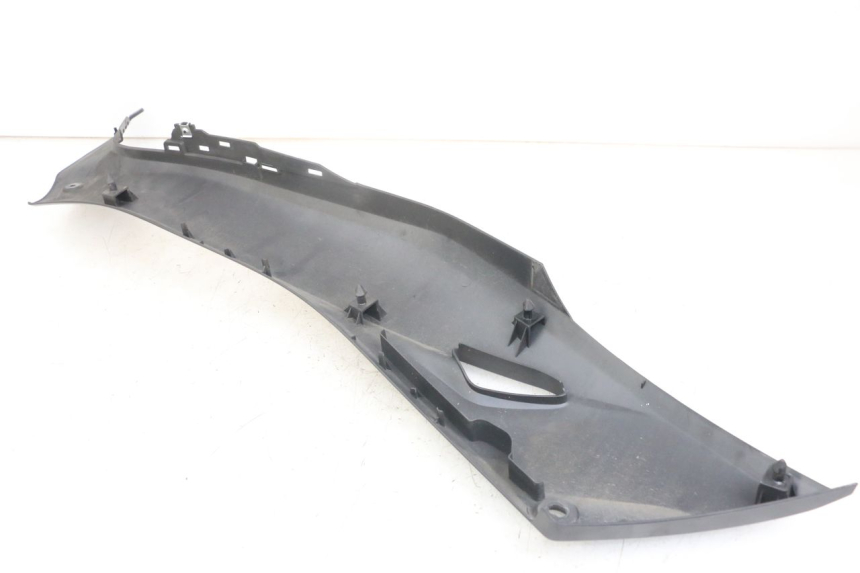 photo de RECHTER VOETSTEUNVERBINDING YAMAHA XMAX X-MAX ABS 125 (2017 - 2020) - Zoom op gebruiksstaat