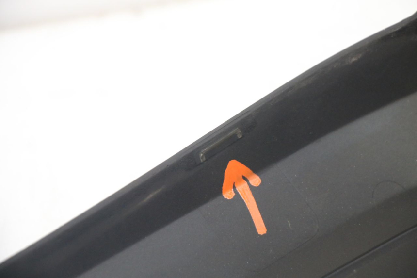 photo de RECHTER VOETSTEUNVERBINDING YAMAHA YP X-MAX XMAX 400 (2014 - 2017) - Staat van het oppervlak