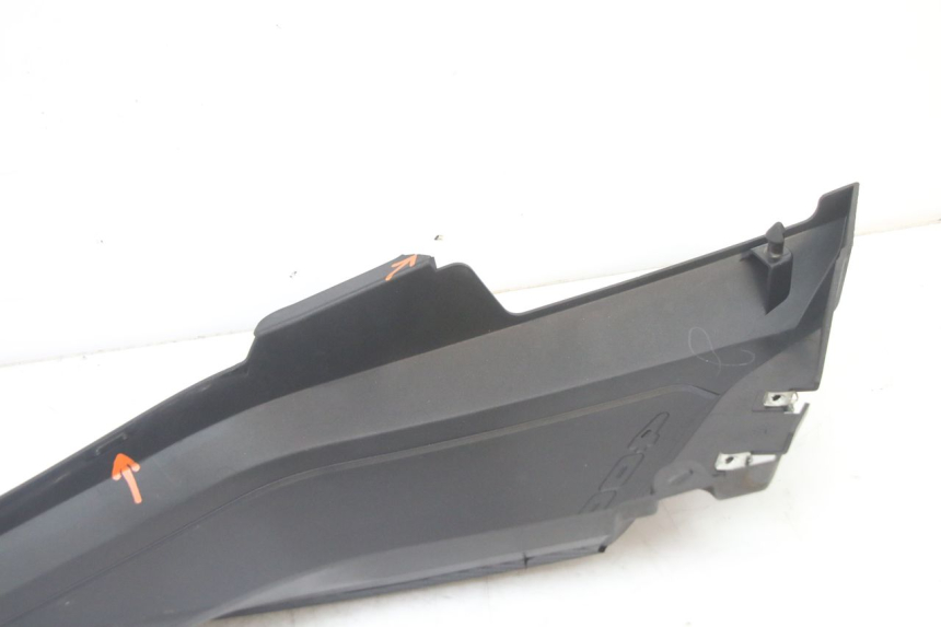 photo de RECHTER VOETSTEUNVERBINDING YAMAHA YP X-MAX XMAX 400 (2014 - 2017) - Gecontroleerd onderdeel