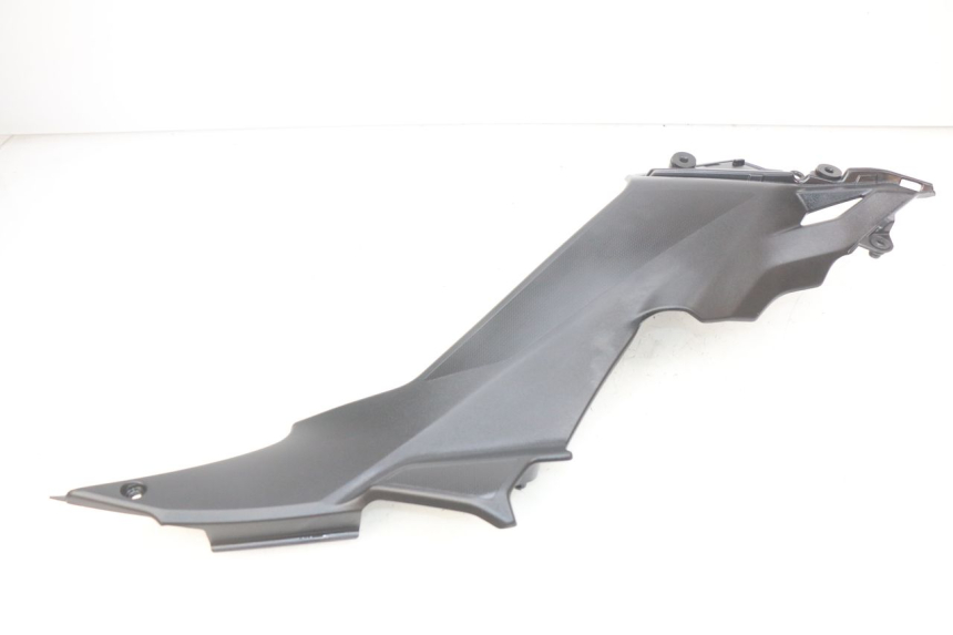 photo de RECHTS VOETSTEUNVERBINDING KAWASAKI Z 650 (2016 - 2019) - Zoom op gebruiksstaat