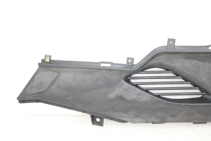 photo de LINKS VOETSTEUNVERBINDING KYMCO DINK STREET ABS 125 (2011 - 2018) - Technische close-up