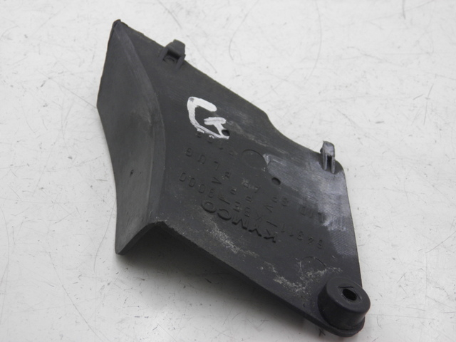 photo de LINKS VOETSTEUNVERBINDING KYMCO SPACER 50 (1998 - 2009) - Andere kijkhoek