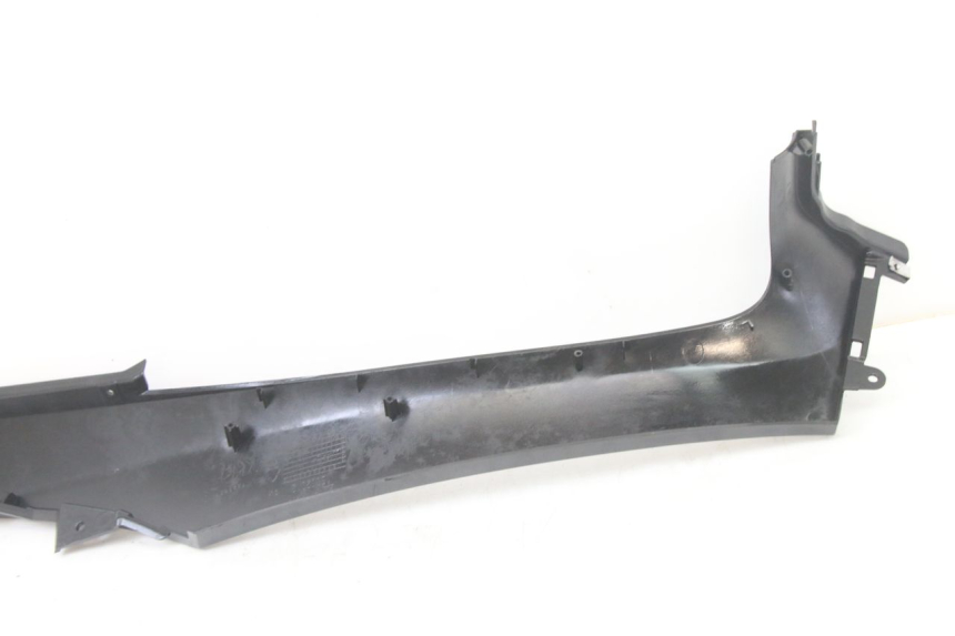 photo de LINKS VOETSTEUNVERBINDING PIAGGIO MP3 500 (2014 - 2017) - Bevestigingspunten