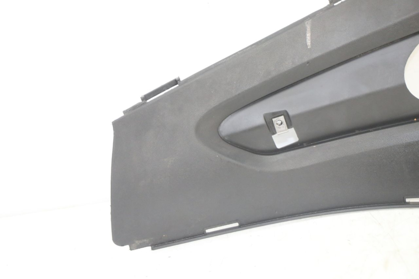 photo de LINKS VOETSTEUNVERBINDING GILERA RUNNER SP 50 (2006 - 2008) - Detail van het onderdeel