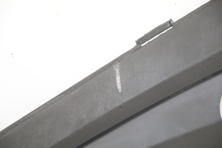 photo de LINKS VOETSTEUNVERBINDING GILERA RUNNER SP 50 (2006 - 2008) - Andere kijkhoek