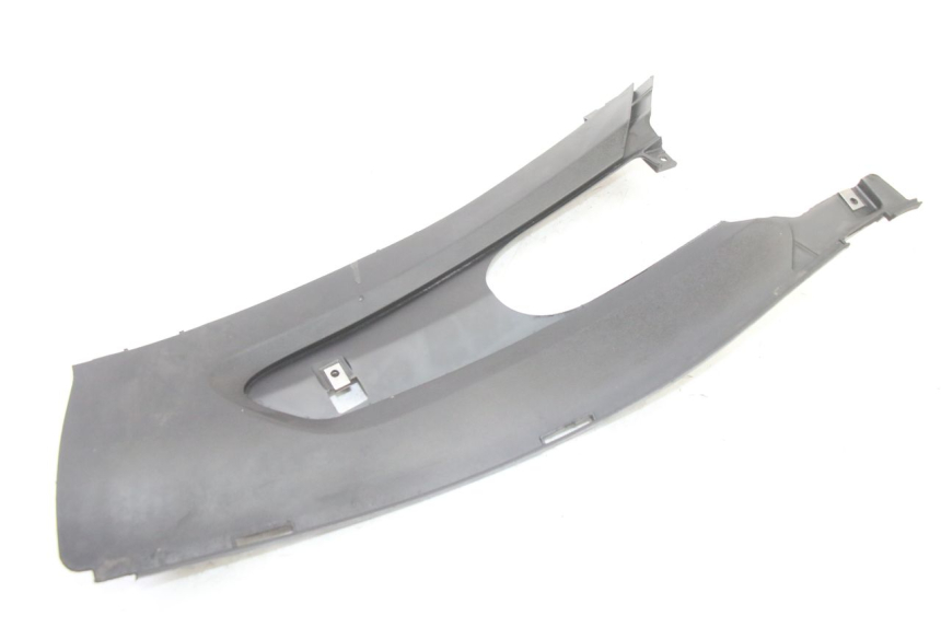 photo de LINKS VOETSTEUNVERBINDING GILERA RUNNER SP 50 (2006 - 2008) - Technische close-up