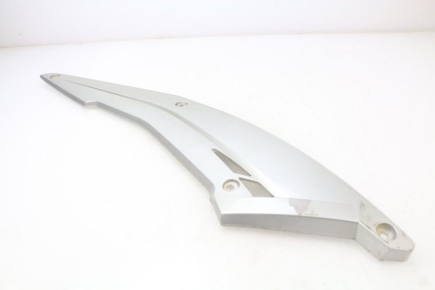 photo de LINKS VOETSTEUNVERBINDING RAZZO STEED 125 (2012 - 2018) - Technische close-up