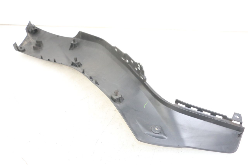 photo de LINKS VOETSTEUNVERBINDING YAMAHA XMAX X-MAX ABS 125 (2017 - 2020) - Detail van het onderdeel